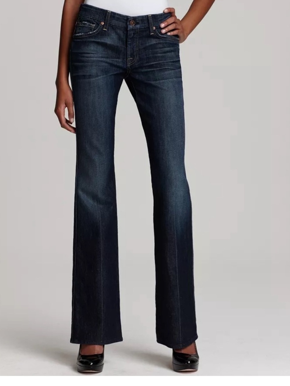 7 For All Mankind Jeans Womens Boot Stretch Jeans 27. Dark Nouveau wash